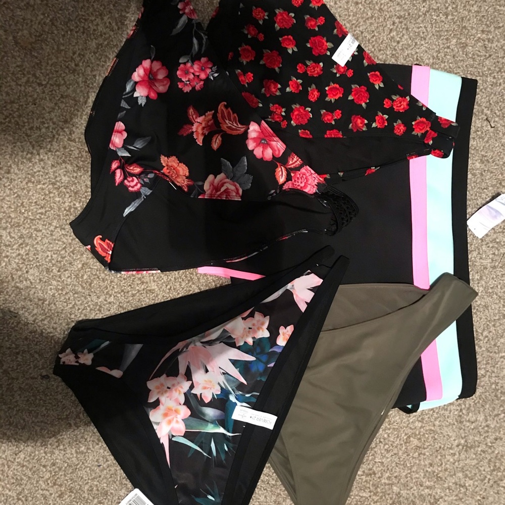 Plus size swimsuit bottoms